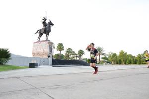 BIB: 
                            <button type="button" onclick="openModal(3657256)" class="btn btn-primary btn-sm float-right btn-popup" data-toggle="modal" data-target=".modal-high-quality">
                        <i class="fas fa-shopping-cart"></i> Add to Cart
                    </button>
                                            <button type="button" onclick="isThisMe(3657256, true)" class="btn btn-success btn-sm float-right btn-popup btn-isme hidden" data-toggle="tooltip" data-placement="bottom" title="นี่คือรูปของคุณใช่ไหม คลิกที่นี่เพื่อเอาเข้าอัลบั้ม">
                        <i class="fas fa-plus"></i> Add to album
                    </button>
                    <button type="button" onclick="isThisMe(3657256, false)" class="btn btn-warning btn-sm float-right btn-popup btn-isnotme hidden">
                        <i class="fas fa-ban"></i> Remove from album
                    </button>