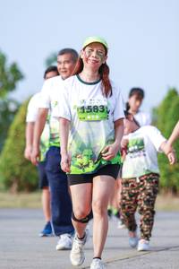 BIB: 1583
                            <button type="button" onclick="openModal(3684014)" class="btn btn-primary btn-sm float-right btn-popup" data-toggle="modal" data-target=".modal-high-quality">
                        <i class="fas fa-shopping-cart"></i> Add to Cart
                    </button>
                                            <button type="button" onclick="isThisMe(3684014, true)" class="btn btn-success btn-sm float-right btn-popup btn-isme hidden" data-toggle="tooltip" data-placement="bottom" title="นี่คือรูปของคุณใช่ไหม คลิกที่นี่เพื่อเอาเข้าอัลบั้ม">
                        <i class="fas fa-plus"></i> Add to album
                    </button>
                    <button type="button" onclick="isThisMe(3684014, false)" class="btn btn-warning btn-sm float-right btn-popup btn-isnotme hidden">
                        <i class="fas fa-ban"></i> Remove from album
                    </button>