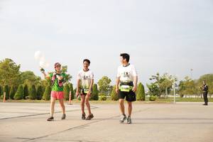 BIB: 
                            <button type="button" onclick="openModal(3660436)" class="btn btn-primary btn-sm float-right btn-popup" data-toggle="modal" data-target=".modal-high-quality">
                        <i class="fas fa-shopping-cart"></i> Add to Cart
                    </button>
                                            <button type="button" onclick="isThisMe(3660436, true)" class="btn btn-success btn-sm float-right btn-popup btn-isme hidden" data-toggle="tooltip" data-placement="bottom" title="นี่คือรูปของคุณใช่ไหม คลิกที่นี่เพื่อเอาเข้าอัลบั้ม">
                        <i class="fas fa-plus"></i> Add to album
                    </button>
                    <button type="button" onclick="isThisMe(3660436, false)" class="btn btn-warning btn-sm float-right btn-popup btn-isnotme hidden">
                        <i class="fas fa-ban"></i> Remove from album
                    </button>