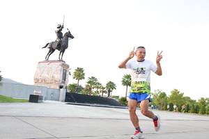 BIB: 2411, 
                            <button type="button" onclick="openModal(3657407)" class="btn btn-primary btn-sm float-right btn-popup" data-toggle="modal" data-target=".modal-high-quality">
                        <i class="fas fa-shopping-cart"></i> Add to Cart
                    </button>
                                            <button type="button" onclick="isThisMe(3657407, true)" class="btn btn-success btn-sm float-right btn-popup btn-isme hidden" data-toggle="tooltip" data-placement="bottom" title="นี่คือรูปของคุณใช่ไหม คลิกที่นี่เพื่อเอาเข้าอัลบั้ม">
                        <i class="fas fa-plus"></i> Add to album
                    </button>
                    <button type="button" onclick="isThisMe(3657407, false)" class="btn btn-warning btn-sm float-right btn-popup btn-isnotme hidden">
                        <i class="fas fa-ban"></i> Remove from album
                    </button>