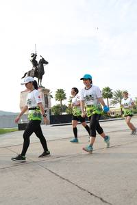 BIB: 1573
                            <button type="button" onclick="openModal(3658703)" class="btn btn-primary btn-sm float-right btn-popup" data-toggle="modal" data-target=".modal-high-quality">
                        <i class="fas fa-shopping-cart"></i> Add to Cart
                    </button>
                                            <button type="button" onclick="isThisMe(3658703, true)" class="btn btn-success btn-sm float-right btn-popup btn-isme hidden" data-toggle="tooltip" data-placement="bottom" title="นี่คือรูปของคุณใช่ไหม คลิกที่นี่เพื่อเอาเข้าอัลบั้ม">
                        <i class="fas fa-plus"></i> Add to album
                    </button>
                    <button type="button" onclick="isThisMe(3658703, false)" class="btn btn-warning btn-sm float-right btn-popup btn-isnotme hidden">
                        <i class="fas fa-ban"></i> Remove from album
                    </button>