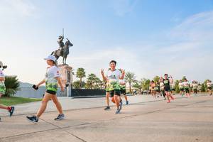 BIB: 
                            <button type="button" onclick="openModal(3814409)" class="btn btn-primary btn-sm float-right btn-popup" data-toggle="modal" data-target=".modal-high-quality">
                        <i class="fas fa-shopping-cart"></i> Add to Cart
                    </button>
                                            <button type="button" onclick="isThisMe(3814409, true)" class="btn btn-success btn-sm float-right btn-popup btn-isme hidden" data-toggle="tooltip" data-placement="bottom" title="นี่คือรูปของคุณใช่ไหม คลิกที่นี่เพื่อเอาเข้าอัลบั้ม">
                        <i class="fas fa-plus"></i> Add to album
                    </button>
                    <button type="button" onclick="isThisMe(3814409, false)" class="btn btn-warning btn-sm float-right btn-popup btn-isnotme hidden">
                        <i class="fas fa-ban"></i> Remove from album
                    </button>