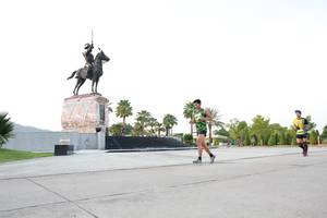 BIB: 
                            <button type="button" onclick="openModal(3657250)" class="btn btn-primary btn-sm float-right btn-popup" data-toggle="modal" data-target=".modal-high-quality">
                        <i class="fas fa-shopping-cart"></i> Add to Cart
                    </button>
                                            <button type="button" onclick="isThisMe(3657250, true)" class="btn btn-success btn-sm float-right btn-popup btn-isme hidden" data-toggle="tooltip" data-placement="bottom" title="นี่คือรูปของคุณใช่ไหม คลิกที่นี่เพื่อเอาเข้าอัลบั้ม">
                        <i class="fas fa-plus"></i> Add to album
                    </button>
                    <button type="button" onclick="isThisMe(3657250, false)" class="btn btn-warning btn-sm float-right btn-popup btn-isnotme hidden">
                        <i class="fas fa-ban"></i> Remove from album
                    </button>