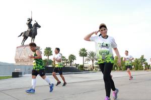 BIB: 
                            <button type="button" onclick="openModal(3657827)" class="btn btn-primary btn-sm float-right btn-popup" data-toggle="modal" data-target=".modal-high-quality">
                        <i class="fas fa-shopping-cart"></i> Add to Cart
                    </button>
                                            <button type="button" onclick="isThisMe(3657827, true)" class="btn btn-success btn-sm float-right btn-popup btn-isme hidden" data-toggle="tooltip" data-placement="bottom" title="นี่คือรูปของคุณใช่ไหม คลิกที่นี่เพื่อเอาเข้าอัลบั้ม">
                        <i class="fas fa-plus"></i> Add to album
                    </button>
                    <button type="button" onclick="isThisMe(3657827, false)" class="btn btn-warning btn-sm float-right btn-popup btn-isnotme hidden">
                        <i class="fas fa-ban"></i> Remove from album
                    </button>