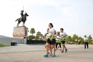 BIB: 
                            <button type="button" onclick="openModal(3658496)" class="btn btn-primary btn-sm float-right btn-popup" data-toggle="modal" data-target=".modal-high-quality">
                        <i class="fas fa-shopping-cart"></i> Add to Cart
                    </button>
                                            <button type="button" onclick="isThisMe(3658496, true)" class="btn btn-success btn-sm float-right btn-popup btn-isme hidden" data-toggle="tooltip" data-placement="bottom" title="นี่คือรูปของคุณใช่ไหม คลิกที่นี่เพื่อเอาเข้าอัลบั้ม">
                        <i class="fas fa-plus"></i> Add to album
                    </button>
                    <button type="button" onclick="isThisMe(3658496, false)" class="btn btn-warning btn-sm float-right btn-popup btn-isnotme hidden">
                        <i class="fas fa-ban"></i> Remove from album
                    </button>