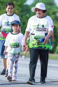 BIB: 
                            <button type="button" onclick="openModal(3687983)" class="btn btn-primary btn-sm float-right btn-popup" data-toggle="modal" data-target=".modal-high-quality">
                        <i class="fas fa-shopping-cart"></i> Add to Cart
                    </button>
                                            <button type="button" onclick="isThisMe(3687983, true)" class="btn btn-success btn-sm float-right btn-popup btn-isme hidden" data-toggle="tooltip" data-placement="bottom" title="นี่คือรูปของคุณใช่ไหม คลิกที่นี่เพื่อเอาเข้าอัลบั้ม">
                        <i class="fas fa-plus"></i> Add to album
                    </button>
                    <button type="button" onclick="isThisMe(3687983, false)" class="btn btn-warning btn-sm float-right btn-popup btn-isnotme hidden">
                        <i class="fas fa-ban"></i> Remove from album
                    </button>