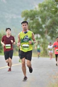 BIB: 2050, 308
                            <button type="button" onclick="openModal(3583607)" class="btn btn-primary btn-sm float-right btn-popup" data-toggle="modal" data-target=".modal-high-quality">
                        <i class="fas fa-shopping-cart"></i> Add to Cart
                    </button>
                                            <button type="button" onclick="isThisMe(3583607, true)" class="btn btn-success btn-sm float-right btn-popup btn-isme hidden" data-toggle="tooltip" data-placement="bottom" title="นี่คือรูปของคุณใช่ไหม คลิกที่นี่เพื่อเอาเข้าอัลบั้ม">
                        <i class="fas fa-plus"></i> Add to album
                    </button>
                    <button type="button" onclick="isThisMe(3583607, false)" class="btn btn-warning btn-sm float-right btn-popup btn-isnotme hidden">
                        <i class="fas fa-ban"></i> Remove from album
                    </button>