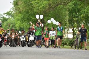 BIB: 
                            <button type="button" onclick="openModal(3656086)" class="btn btn-primary btn-sm float-right btn-popup" data-toggle="modal" data-target=".modal-high-quality">
                        <i class="fas fa-shopping-cart"></i> Add to Cart
                    </button>
                                            <button type="button" onclick="isThisMe(3656086, true)" class="btn btn-success btn-sm float-right btn-popup btn-isme hidden" data-toggle="tooltip" data-placement="bottom" title="นี่คือรูปของคุณใช่ไหม คลิกที่นี่เพื่อเอาเข้าอัลบั้ม">
                        <i class="fas fa-plus"></i> Add to album
                    </button>
                    <button type="button" onclick="isThisMe(3656086, false)" class="btn btn-warning btn-sm float-right btn-popup btn-isnotme hidden">
                        <i class="fas fa-ban"></i> Remove from album
                    </button>