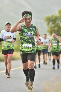 BIB: 1951
                            <button type="button" onclick="openModal(3606586)" class="btn btn-primary btn-sm float-right btn-popup" data-toggle="modal" data-target=".modal-high-quality">
                        <i class="fas fa-shopping-cart"></i> Add to Cart
                    </button>
                                            <button type="button" onclick="isThisMe(3606586, true)" class="btn btn-success btn-sm float-right btn-popup btn-isme hidden" data-toggle="tooltip" data-placement="bottom" title="นี่คือรูปของคุณใช่ไหม คลิกที่นี่เพื่อเอาเข้าอัลบั้ม">
                        <i class="fas fa-plus"></i> Add to album
                    </button>
                    <button type="button" onclick="isThisMe(3606586, false)" class="btn btn-warning btn-sm float-right btn-popup btn-isnotme hidden">
                        <i class="fas fa-ban"></i> Remove from album
                    </button>