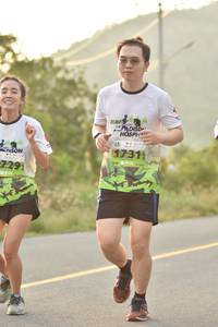 BIB: 1731, 729
                            <button type="button" onclick="openModal(3628661)" class="btn btn-primary btn-sm float-right btn-popup" data-toggle="modal" data-target=".modal-high-quality">
                        <i class="fas fa-shopping-cart"></i> Add to Cart
                    </button>
                                            <button type="button" onclick="isThisMe(3628661, true)" class="btn btn-success btn-sm float-right btn-popup btn-isme hidden" data-toggle="tooltip" data-placement="bottom" title="นี่คือรูปของคุณใช่ไหม คลิกที่นี่เพื่อเอาเข้าอัลบั้ม">
                        <i class="fas fa-plus"></i> Add to album
                    </button>
                    <button type="button" onclick="isThisMe(3628661, false)" class="btn btn-warning btn-sm float-right btn-popup btn-isnotme hidden">
                        <i class="fas fa-ban"></i> Remove from album
                    </button>