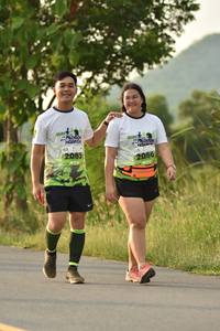 BIB: 2085
                            <button type="button" onclick="openModal(3653559)" class="btn btn-primary btn-sm float-right btn-popup" data-toggle="modal" data-target=".modal-high-quality">
                        <i class="fas fa-shopping-cart"></i> Add to Cart
                    </button>
                                            <button type="button" onclick="isThisMe(3653559, true)" class="btn btn-success btn-sm float-right btn-popup btn-isme hidden" data-toggle="tooltip" data-placement="bottom" title="นี่คือรูปของคุณใช่ไหม คลิกที่นี่เพื่อเอาเข้าอัลบั้ม">
                        <i class="fas fa-plus"></i> Add to album
                    </button>
                    <button type="button" onclick="isThisMe(3653559, false)" class="btn btn-warning btn-sm float-right btn-popup btn-isnotme hidden">
                        <i class="fas fa-ban"></i> Remove from album
                    </button>