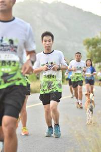 BIB: 842, 1424
                            <button type="button" onclick="openModal(3599833)" class="btn btn-primary btn-sm float-right btn-popup" data-toggle="modal" data-target=".modal-high-quality">
                        <i class="fas fa-shopping-cart"></i> Add to Cart
                    </button>
                                            <button type="button" onclick="isThisMe(3599833, true)" class="btn btn-success btn-sm float-right btn-popup btn-isme hidden" data-toggle="tooltip" data-placement="bottom" title="นี่คือรูปของคุณใช่ไหม คลิกที่นี่เพื่อเอาเข้าอัลบั้ม">
                        <i class="fas fa-plus"></i> Add to album
                    </button>
                    <button type="button" onclick="isThisMe(3599833, false)" class="btn btn-warning btn-sm float-right btn-popup btn-isnotme hidden">
                        <i class="fas fa-ban"></i> Remove from album
                    </button>