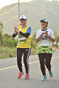 BIB: 1690, 1689
                            <button type="button" onclick="openModal(3609860)" class="btn btn-primary btn-sm float-right btn-popup" data-toggle="modal" data-target=".modal-high-quality">
                        <i class="fas fa-shopping-cart"></i> Add to Cart
                    </button>
                                            <button type="button" onclick="isThisMe(3609860, true)" class="btn btn-success btn-sm float-right btn-popup btn-isme hidden" data-toggle="tooltip" data-placement="bottom" title="นี่คือรูปของคุณใช่ไหม คลิกที่นี่เพื่อเอาเข้าอัลบั้ม">
                        <i class="fas fa-plus"></i> Add to album
                    </button>
                    <button type="button" onclick="isThisMe(3609860, false)" class="btn btn-warning btn-sm float-right btn-popup btn-isnotme hidden">
                        <i class="fas fa-ban"></i> Remove from album
                    </button>