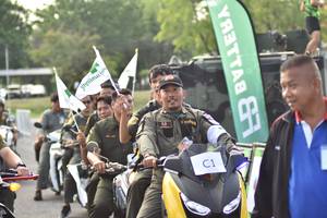 BIB: 
                            <button type="button" onclick="openModal(3656417)" class="btn btn-primary btn-sm float-right btn-popup" data-toggle="modal" data-target=".modal-high-quality">
                        <i class="fas fa-shopping-cart"></i> Add to Cart
                    </button>
                                            <button type="button" onclick="isThisMe(3656417, true)" class="btn btn-success btn-sm float-right btn-popup btn-isme hidden" data-toggle="tooltip" data-placement="bottom" title="นี่คือรูปของคุณใช่ไหม คลิกที่นี่เพื่อเอาเข้าอัลบั้ม">
                        <i class="fas fa-plus"></i> Add to album
                    </button>
                    <button type="button" onclick="isThisMe(3656417, false)" class="btn btn-warning btn-sm float-right btn-popup btn-isnotme hidden">
                        <i class="fas fa-ban"></i> Remove from album
                    </button>