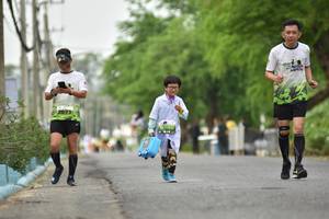 BIB: 
                            <button type="button" onclick="openModal(3654887)" class="btn btn-primary btn-sm float-right btn-popup" data-toggle="modal" data-target=".modal-high-quality">
                        <i class="fas fa-shopping-cart"></i> Add to Cart
                    </button>
                                            <button type="button" onclick="isThisMe(3654887, true)" class="btn btn-success btn-sm float-right btn-popup btn-isme hidden" data-toggle="tooltip" data-placement="bottom" title="นี่คือรูปของคุณใช่ไหม คลิกที่นี่เพื่อเอาเข้าอัลบั้ม">
                        <i class="fas fa-plus"></i> Add to album
                    </button>
                    <button type="button" onclick="isThisMe(3654887, false)" class="btn btn-warning btn-sm float-right btn-popup btn-isnotme hidden">
                        <i class="fas fa-ban"></i> Remove from album
                    </button>