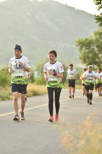 BIB: 1797, 1998
                            <button type="button" onclick="openModal(3633723)" class="btn btn-primary btn-sm float-right btn-popup" data-toggle="modal" data-target=".modal-high-quality">
                        <i class="fas fa-shopping-cart"></i> Add to Cart
                    </button>
                                            <button type="button" onclick="isThisMe(3633723, true)" class="btn btn-success btn-sm float-right btn-popup btn-isme hidden" data-toggle="tooltip" data-placement="bottom" title="นี่คือรูปของคุณใช่ไหม คลิกที่นี่เพื่อเอาเข้าอัลบั้ม">
                        <i class="fas fa-plus"></i> Add to album
                    </button>
                    <button type="button" onclick="isThisMe(3633723, false)" class="btn btn-warning btn-sm float-right btn-popup btn-isnotme hidden">
                        <i class="fas fa-ban"></i> Remove from album
                    </button>