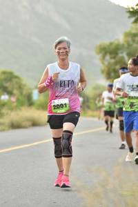 BIB: 2001
                            <button type="button" onclick="openModal(3604431)" class="btn btn-primary btn-sm float-right btn-popup" data-toggle="modal" data-target=".modal-high-quality">
                        <i class="fas fa-shopping-cart"></i> Add to Cart
                    </button>
                                            <button type="button" onclick="isThisMe(3604431, true)" class="btn btn-success btn-sm float-right btn-popup btn-isme hidden" data-toggle="tooltip" data-placement="bottom" title="นี่คือรูปของคุณใช่ไหม คลิกที่นี่เพื่อเอาเข้าอัลบั้ม">
                        <i class="fas fa-plus"></i> Add to album
                    </button>
                    <button type="button" onclick="isThisMe(3604431, false)" class="btn btn-warning btn-sm float-right btn-popup btn-isnotme hidden">
                        <i class="fas fa-ban"></i> Remove from album
                    </button>