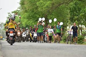 BIB: 
                            <button type="button" onclick="openModal(3656078)" class="btn btn-primary btn-sm float-right btn-popup" data-toggle="modal" data-target=".modal-high-quality">
                        <i class="fas fa-shopping-cart"></i> Add to Cart
                    </button>
                                            <button type="button" onclick="isThisMe(3656078, true)" class="btn btn-success btn-sm float-right btn-popup btn-isme hidden" data-toggle="tooltip" data-placement="bottom" title="นี่คือรูปของคุณใช่ไหม คลิกที่นี่เพื่อเอาเข้าอัลบั้ม">
                        <i class="fas fa-plus"></i> Add to album
                    </button>
                    <button type="button" onclick="isThisMe(3656078, false)" class="btn btn-warning btn-sm float-right btn-popup btn-isnotme hidden">
                        <i class="fas fa-ban"></i> Remove from album
                    </button>