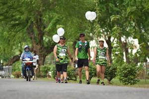 BIB: 
                            <button type="button" onclick="openModal(3655883)" class="btn btn-primary btn-sm float-right btn-popup" data-toggle="modal" data-target=".modal-high-quality">
                        <i class="fas fa-shopping-cart"></i> Add to Cart
                    </button>
                                            <button type="button" onclick="isThisMe(3655883, true)" class="btn btn-success btn-sm float-right btn-popup btn-isme hidden" data-toggle="tooltip" data-placement="bottom" title="นี่คือรูปของคุณใช่ไหม คลิกที่นี่เพื่อเอาเข้าอัลบั้ม">
                        <i class="fas fa-plus"></i> Add to album
                    </button>
                    <button type="button" onclick="isThisMe(3655883, false)" class="btn btn-warning btn-sm float-right btn-popup btn-isnotme hidden">
                        <i class="fas fa-ban"></i> Remove from album
                    </button>