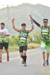 BIB: 2090, 261, 1340
                            <button type="button" onclick="openModal(3588477)" class="btn btn-primary btn-sm float-right btn-popup" data-toggle="modal" data-target=".modal-high-quality">
                        <i class="fas fa-shopping-cart"></i> Add to Cart
                    </button>
                                            <button type="button" onclick="isThisMe(3588477, true)" class="btn btn-success btn-sm float-right btn-popup btn-isme hidden" data-toggle="tooltip" data-placement="bottom" title="นี่คือรูปของคุณใช่ไหม คลิกที่นี่เพื่อเอาเข้าอัลบั้ม">
                        <i class="fas fa-plus"></i> Add to album
                    </button>
                    <button type="button" onclick="isThisMe(3588477, false)" class="btn btn-warning btn-sm float-right btn-popup btn-isnotme hidden">
                        <i class="fas fa-ban"></i> Remove from album
                    </button>