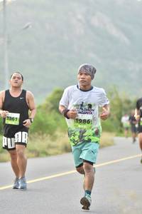 BIB: 986, 2361
                            <button type="button" onclick="openModal(3584937)" class="btn btn-primary btn-sm float-right btn-popup" data-toggle="modal" data-target=".modal-high-quality">
                        <i class="fas fa-shopping-cart"></i> Add to Cart
                    </button>
                                            <button type="button" onclick="isThisMe(3584937, true)" class="btn btn-success btn-sm float-right btn-popup btn-isme hidden" data-toggle="tooltip" data-placement="bottom" title="นี่คือรูปของคุณใช่ไหม คลิกที่นี่เพื่อเอาเข้าอัลบั้ม">
                        <i class="fas fa-plus"></i> Add to album
                    </button>
                    <button type="button" onclick="isThisMe(3584937, false)" class="btn btn-warning btn-sm float-right btn-popup btn-isnotme hidden">
                        <i class="fas fa-ban"></i> Remove from album
                    </button>