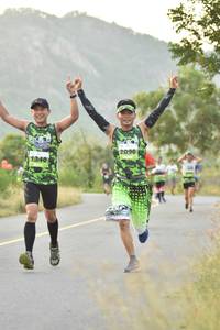 BIB: 2090, 1340
                            <button type="button" onclick="openModal(3588476)" class="btn btn-primary btn-sm float-right btn-popup" data-toggle="modal" data-target=".modal-high-quality">
                        <i class="fas fa-shopping-cart"></i> Add to Cart
                    </button>
                                            <button type="button" onclick="isThisMe(3588476, true)" class="btn btn-success btn-sm float-right btn-popup btn-isme hidden" data-toggle="tooltip" data-placement="bottom" title="นี่คือรูปของคุณใช่ไหม คลิกที่นี่เพื่อเอาเข้าอัลบั้ม">
                        <i class="fas fa-plus"></i> Add to album
                    </button>
                    <button type="button" onclick="isThisMe(3588476, false)" class="btn btn-warning btn-sm float-right btn-popup btn-isnotme hidden">
                        <i class="fas fa-ban"></i> Remove from album
                    </button>