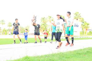 BIB: 
                            <button type="button" onclick="openModal(3694631)" class="btn btn-primary btn-sm float-right btn-popup" data-toggle="modal" data-target=".modal-high-quality">
                        <i class="fas fa-shopping-cart"></i> Add to Cart
                    </button>
                                            <button type="button" onclick="isThisMe(3694631, true)" class="btn btn-success btn-sm float-right btn-popup btn-isme hidden" data-toggle="tooltip" data-placement="bottom" title="นี่คือรูปของคุณใช่ไหม คลิกที่นี่เพื่อเอาเข้าอัลบั้ม">
                        <i class="fas fa-plus"></i> Add to album
                    </button>
                    <button type="button" onclick="isThisMe(3694631, false)" class="btn btn-warning btn-sm float-right btn-popup btn-isnotme hidden">
                        <i class="fas fa-ban"></i> Remove from album
                    </button>