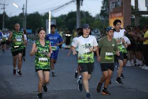 BIB: 2549
                            <button type="button" onclick="openModal(3591738)" class="btn btn-primary btn-sm float-right btn-popup" data-toggle="modal" data-target=".modal-high-quality">
                        <i class="fas fa-shopping-cart"></i> Add to Cart
                    </button>
                                            <button type="button" onclick="isThisMe(3591738, true)" class="btn btn-success btn-sm float-right btn-popup btn-isme hidden" data-toggle="tooltip" data-placement="bottom" title="นี่คือรูปของคุณใช่ไหม คลิกที่นี่เพื่อเอาเข้าอัลบั้ม">
                        <i class="fas fa-plus"></i> Add to album
                    </button>
                    <button type="button" onclick="isThisMe(3591738, false)" class="btn btn-warning btn-sm float-right btn-popup btn-isnotme hidden">
                        <i class="fas fa-ban"></i> Remove from album
                    </button>