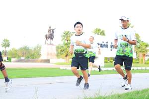 BIB: 1173
                            <button type="button" onclick="openModal(3675993)" class="btn btn-primary btn-sm float-right btn-popup" data-toggle="modal" data-target=".modal-high-quality">
                        <i class="fas fa-shopping-cart"></i> Add to Cart
                    </button>
                                            <button type="button" onclick="isThisMe(3675993, true)" class="btn btn-success btn-sm float-right btn-popup btn-isme hidden" data-toggle="tooltip" data-placement="bottom" title="นี่คือรูปของคุณใช่ไหม คลิกที่นี่เพื่อเอาเข้าอัลบั้ม">
                        <i class="fas fa-plus"></i> Add to album
                    </button>
                    <button type="button" onclick="isThisMe(3675993, false)" class="btn btn-warning btn-sm float-right btn-popup btn-isnotme hidden">
                        <i class="fas fa-ban"></i> Remove from album
                    </button>