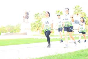 BIB: 
                            <button type="button" onclick="openModal(3695616)" class="btn btn-primary btn-sm float-right btn-popup" data-toggle="modal" data-target=".modal-high-quality">
                        <i class="fas fa-shopping-cart"></i> Add to Cart
                    </button>
                                            <button type="button" onclick="isThisMe(3695616, true)" class="btn btn-success btn-sm float-right btn-popup btn-isme hidden" data-toggle="tooltip" data-placement="bottom" title="นี่คือรูปของคุณใช่ไหม คลิกที่นี่เพื่อเอาเข้าอัลบั้ม">
                        <i class="fas fa-plus"></i> Add to album
                    </button>
                    <button type="button" onclick="isThisMe(3695616, false)" class="btn btn-warning btn-sm float-right btn-popup btn-isnotme hidden">
                        <i class="fas fa-ban"></i> Remove from album
                    </button>