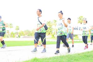 BIB: 
                            <button type="button" onclick="openModal(3694194)" class="btn btn-primary btn-sm float-right btn-popup" data-toggle="modal" data-target=".modal-high-quality">
                        <i class="fas fa-shopping-cart"></i> Add to Cart
                    </button>
                                            <button type="button" onclick="isThisMe(3694194, true)" class="btn btn-success btn-sm float-right btn-popup btn-isme hidden" data-toggle="tooltip" data-placement="bottom" title="นี่คือรูปของคุณใช่ไหม คลิกที่นี่เพื่อเอาเข้าอัลบั้ม">
                        <i class="fas fa-plus"></i> Add to album
                    </button>
                    <button type="button" onclick="isThisMe(3694194, false)" class="btn btn-warning btn-sm float-right btn-popup btn-isnotme hidden">
                        <i class="fas fa-ban"></i> Remove from album
                    </button>