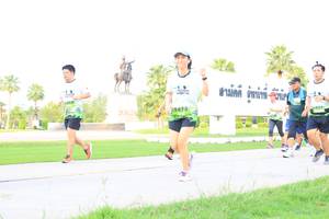 BIB: 501
                            <button type="button" onclick="openModal(3687358)" class="btn btn-primary btn-sm float-right btn-popup" data-toggle="modal" data-target=".modal-high-quality">
                        <i class="fas fa-shopping-cart"></i> Add to Cart
                    </button>
                                            <button type="button" onclick="isThisMe(3687358, true)" class="btn btn-success btn-sm float-right btn-popup btn-isme hidden" data-toggle="tooltip" data-placement="bottom" title="นี่คือรูปของคุณใช่ไหม คลิกที่นี่เพื่อเอาเข้าอัลบั้ม">
                        <i class="fas fa-plus"></i> Add to album
                    </button>
                    <button type="button" onclick="isThisMe(3687358, false)" class="btn btn-warning btn-sm float-right btn-popup btn-isnotme hidden">
                        <i class="fas fa-ban"></i> Remove from album
                    </button>