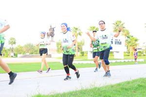 BIB: 15159
                            <button type="button" onclick="openModal(3684139)" class="btn btn-primary btn-sm float-right btn-popup" data-toggle="modal" data-target=".modal-high-quality">
                        <i class="fas fa-shopping-cart"></i> Add to Cart
                    </button>
                                            <button type="button" onclick="isThisMe(3684139, true)" class="btn btn-success btn-sm float-right btn-popup btn-isme hidden" data-toggle="tooltip" data-placement="bottom" title="นี่คือรูปของคุณใช่ไหม คลิกที่นี่เพื่อเอาเข้าอัลบั้ม">
                        <i class="fas fa-plus"></i> Add to album
                    </button>
                    <button type="button" onclick="isThisMe(3684139, false)" class="btn btn-warning btn-sm float-right btn-popup btn-isnotme hidden">
                        <i class="fas fa-ban"></i> Remove from album
                    </button>