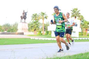 BIB: 2790, 2615
                            <button type="button" onclick="openModal(3674510)" class="btn btn-primary btn-sm float-right btn-popup" data-toggle="modal" data-target=".modal-high-quality">
                        <i class="fas fa-shopping-cart"></i> Add to Cart
                    </button>
                                            <button type="button" onclick="isThisMe(3674510, true)" class="btn btn-success btn-sm float-right btn-popup btn-isme hidden" data-toggle="tooltip" data-placement="bottom" title="นี่คือรูปของคุณใช่ไหม คลิกที่นี่เพื่อเอาเข้าอัลบั้ม">
                        <i class="fas fa-plus"></i> Add to album
                    </button>
                    <button type="button" onclick="isThisMe(3674510, false)" class="btn btn-warning btn-sm float-right btn-popup btn-isnotme hidden">
                        <i class="fas fa-ban"></i> Remove from album
                    </button>