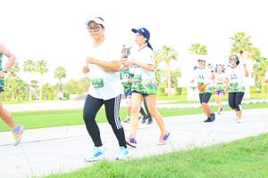 BIB: 
                            <button type="button" onclick="openModal(3689166)" class="btn btn-primary btn-sm float-right btn-popup" data-toggle="modal" data-target=".modal-high-quality">
                        <i class="fas fa-shopping-cart"></i> Add to Cart
                    </button>
                                            <button type="button" onclick="isThisMe(3689166, true)" class="btn btn-success btn-sm float-right btn-popup btn-isme hidden" data-toggle="tooltip" data-placement="bottom" title="นี่คือรูปของคุณใช่ไหม คลิกที่นี่เพื่อเอาเข้าอัลบั้ม">
                        <i class="fas fa-plus"></i> Add to album
                    </button>
                    <button type="button" onclick="isThisMe(3689166, false)" class="btn btn-warning btn-sm float-right btn-popup btn-isnotme hidden">
                        <i class="fas fa-ban"></i> Remove from album
                    </button>