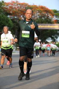 BIB: 1923
                            <button type="button" onclick="openModal(3610128)" class="btn btn-primary btn-sm float-right btn-popup" data-toggle="modal" data-target=".modal-high-quality">
                        <i class="fas fa-shopping-cart"></i> Add to Cart
                    </button>
                                            <button type="button" onclick="isThisMe(3610128, true)" class="btn btn-success btn-sm float-right btn-popup btn-isme hidden" data-toggle="tooltip" data-placement="bottom" title="นี่คือรูปของคุณใช่ไหม คลิกที่นี่เพื่อเอาเข้าอัลบั้ม">
                        <i class="fas fa-plus"></i> Add to album
                    </button>
                    <button type="button" onclick="isThisMe(3610128, false)" class="btn btn-warning btn-sm float-right btn-popup btn-isnotme hidden">
                        <i class="fas fa-ban"></i> Remove from album
                    </button>