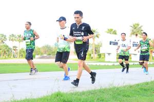 BIB: 
                            <button type="button" onclick="openModal(3678883)" class="btn btn-primary btn-sm float-right btn-popup" data-toggle="modal" data-target=".modal-high-quality">
                        <i class="fas fa-shopping-cart"></i> Add to Cart
                    </button>
                                            <button type="button" onclick="isThisMe(3678883, true)" class="btn btn-success btn-sm float-right btn-popup btn-isme hidden" data-toggle="tooltip" data-placement="bottom" title="นี่คือรูปของคุณใช่ไหม คลิกที่นี่เพื่อเอาเข้าอัลบั้ม">
                        <i class="fas fa-plus"></i> Add to album
                    </button>
                    <button type="button" onclick="isThisMe(3678883, false)" class="btn btn-warning btn-sm float-right btn-popup btn-isnotme hidden">
                        <i class="fas fa-ban"></i> Remove from album
                    </button>