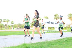 BIB: 
                            <button type="button" onclick="openModal(3679608)" class="btn btn-primary btn-sm float-right btn-popup" data-toggle="modal" data-target=".modal-high-quality">
                        <i class="fas fa-shopping-cart"></i> Add to Cart
                    </button>
                                            <button type="button" onclick="isThisMe(3679608, true)" class="btn btn-success btn-sm float-right btn-popup btn-isme hidden" data-toggle="tooltip" data-placement="bottom" title="นี่คือรูปของคุณใช่ไหม คลิกที่นี่เพื่อเอาเข้าอัลบั้ม">
                        <i class="fas fa-plus"></i> Add to album
                    </button>
                    <button type="button" onclick="isThisMe(3679608, false)" class="btn btn-warning btn-sm float-right btn-popup btn-isnotme hidden">
                        <i class="fas fa-ban"></i> Remove from album
                    </button>