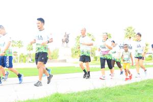 BIB: 
                            <button type="button" onclick="openModal(3694961)" class="btn btn-primary btn-sm float-right btn-popup" data-toggle="modal" data-target=".modal-high-quality">
                        <i class="fas fa-shopping-cart"></i> Add to Cart
                    </button>
                                            <button type="button" onclick="isThisMe(3694961, true)" class="btn btn-success btn-sm float-right btn-popup btn-isme hidden" data-toggle="tooltip" data-placement="bottom" title="นี่คือรูปของคุณใช่ไหม คลิกที่นี่เพื่อเอาเข้าอัลบั้ม">
                        <i class="fas fa-plus"></i> Add to album
                    </button>
                    <button type="button" onclick="isThisMe(3694961, false)" class="btn btn-warning btn-sm float-right btn-popup btn-isnotme hidden">
                        <i class="fas fa-ban"></i> Remove from album
                    </button>