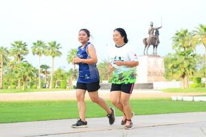 BIB: 
                            <button type="button" onclick="openModal(3700357)" class="btn btn-primary btn-sm float-right btn-popup" data-toggle="modal" data-target=".modal-high-quality">
                        <i class="fas fa-shopping-cart"></i> Add to Cart
                    </button>
                                            <button type="button" onclick="isThisMe(3700357, true)" class="btn btn-success btn-sm float-right btn-popup btn-isme hidden" data-toggle="tooltip" data-placement="bottom" title="นี่คือรูปของคุณใช่ไหม คลิกที่นี่เพื่อเอาเข้าอัลบั้ม">
                        <i class="fas fa-plus"></i> Add to album
                    </button>
                    <button type="button" onclick="isThisMe(3700357, false)" class="btn btn-warning btn-sm float-right btn-popup btn-isnotme hidden">
                        <i class="fas fa-ban"></i> Remove from album
                    </button>