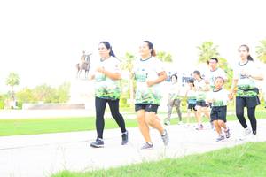 BIB: 
                            <button type="button" onclick="openModal(3694008)" class="btn btn-primary btn-sm float-right btn-popup" data-toggle="modal" data-target=".modal-high-quality">
                        <i class="fas fa-shopping-cart"></i> Add to Cart
                    </button>
                                            <button type="button" onclick="isThisMe(3694008, true)" class="btn btn-success btn-sm float-right btn-popup btn-isme hidden" data-toggle="tooltip" data-placement="bottom" title="นี่คือรูปของคุณใช่ไหม คลิกที่นี่เพื่อเอาเข้าอัลบั้ม">
                        <i class="fas fa-plus"></i> Add to album
                    </button>
                    <button type="button" onclick="isThisMe(3694008, false)" class="btn btn-warning btn-sm float-right btn-popup btn-isnotme hidden">
                        <i class="fas fa-ban"></i> Remove from album
                    </button>