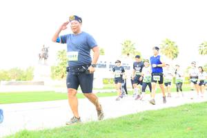 BIB: 1641
                            <button type="button" onclick="openModal(3696155)" class="btn btn-primary btn-sm float-right btn-popup" data-toggle="modal" data-target=".modal-high-quality">
                        <i class="fas fa-shopping-cart"></i> Add to Cart
                    </button>
                                            <button type="button" onclick="isThisMe(3696155, true)" class="btn btn-success btn-sm float-right btn-popup btn-isme hidden" data-toggle="tooltip" data-placement="bottom" title="นี่คือรูปของคุณใช่ไหม คลิกที่นี่เพื่อเอาเข้าอัลบั้ม">
                        <i class="fas fa-plus"></i> Add to album
                    </button>
                    <button type="button" onclick="isThisMe(3696155, false)" class="btn btn-warning btn-sm float-right btn-popup btn-isnotme hidden">
                        <i class="fas fa-ban"></i> Remove from album
                    </button>