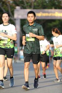 BIB: 268, 685
                            <button type="button" onclick="openModal(3615390)" class="btn btn-primary btn-sm float-right btn-popup" data-toggle="modal" data-target=".modal-high-quality">
                        <i class="fas fa-shopping-cart"></i> Add to Cart
                    </button>
                                            <button type="button" onclick="isThisMe(3615390, true)" class="btn btn-success btn-sm float-right btn-popup btn-isme hidden" data-toggle="tooltip" data-placement="bottom" title="นี่คือรูปของคุณใช่ไหม คลิกที่นี่เพื่อเอาเข้าอัลบั้ม">
                        <i class="fas fa-plus"></i> Add to album
                    </button>
                    <button type="button" onclick="isThisMe(3615390, false)" class="btn btn-warning btn-sm float-right btn-popup btn-isnotme hidden">
                        <i class="fas fa-ban"></i> Remove from album
                    </button>