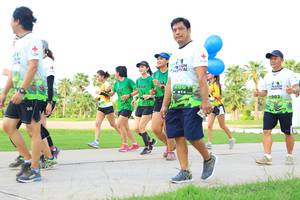 BIB: 1903
                            <button type="button" onclick="openModal(3696573)" class="btn btn-primary btn-sm float-right btn-popup" data-toggle="modal" data-target=".modal-high-quality">
                        <i class="fas fa-shopping-cart"></i> Add to Cart
                    </button>
                                            <button type="button" onclick="isThisMe(3696573, true)" class="btn btn-success btn-sm float-right btn-popup btn-isme hidden" data-toggle="tooltip" data-placement="bottom" title="นี่คือรูปของคุณใช่ไหม คลิกที่นี่เพื่อเอาเข้าอัลบั้ม">
                        <i class="fas fa-plus"></i> Add to album
                    </button>
                    <button type="button" onclick="isThisMe(3696573, false)" class="btn btn-warning btn-sm float-right btn-popup btn-isnotme hidden">
                        <i class="fas fa-ban"></i> Remove from album
                    </button>