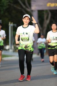 BIB: 1190
                            <button type="button" onclick="openModal(3607408)" class="btn btn-primary btn-sm float-right btn-popup" data-toggle="modal" data-target=".modal-high-quality">
                        <i class="fas fa-shopping-cart"></i> Add to Cart
                    </button>
                                            <button type="button" onclick="isThisMe(3607408, true)" class="btn btn-success btn-sm float-right btn-popup btn-isme hidden" data-toggle="tooltip" data-placement="bottom" title="นี่คือรูปของคุณใช่ไหม คลิกที่นี่เพื่อเอาเข้าอัลบั้ม">
                        <i class="fas fa-plus"></i> Add to album
                    </button>
                    <button type="button" onclick="isThisMe(3607408, false)" class="btn btn-warning btn-sm float-right btn-popup btn-isnotme hidden">
                        <i class="fas fa-ban"></i> Remove from album
                    </button>