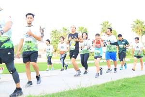 BIB: 1665
                            <button type="button" onclick="openModal(3686029)" class="btn btn-primary btn-sm float-right btn-popup" data-toggle="modal" data-target=".modal-high-quality">
                        <i class="fas fa-shopping-cart"></i> Add to Cart
                    </button>
                                            <button type="button" onclick="isThisMe(3686029, true)" class="btn btn-success btn-sm float-right btn-popup btn-isme hidden" data-toggle="tooltip" data-placement="bottom" title="นี่คือรูปของคุณใช่ไหม คลิกที่นี่เพื่อเอาเข้าอัลบั้ม">
                        <i class="fas fa-plus"></i> Add to album
                    </button>
                    <button type="button" onclick="isThisMe(3686029, false)" class="btn btn-warning btn-sm float-right btn-popup btn-isnotme hidden">
                        <i class="fas fa-ban"></i> Remove from album
                    </button>