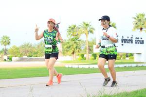 BIB: 527
                            <button type="button" onclick="openModal(3701653)" class="btn btn-primary btn-sm float-right btn-popup" data-toggle="modal" data-target=".modal-high-quality">
                        <i class="fas fa-shopping-cart"></i> Add to Cart
                    </button>
                                            <button type="button" onclick="isThisMe(3701653, true)" class="btn btn-success btn-sm float-right btn-popup btn-isme hidden" data-toggle="tooltip" data-placement="bottom" title="นี่คือรูปของคุณใช่ไหม คลิกที่นี่เพื่อเอาเข้าอัลบั้ม">
                        <i class="fas fa-plus"></i> Add to album
                    </button>
                    <button type="button" onclick="isThisMe(3701653, false)" class="btn btn-warning btn-sm float-right btn-popup btn-isnotme hidden">
                        <i class="fas fa-ban"></i> Remove from album
                    </button>