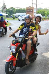 BIB: 
                            <button type="button" onclick="openModal(3703305)" class="btn btn-primary btn-sm float-right btn-popup" data-toggle="modal" data-target=".modal-high-quality">
                        <i class="fas fa-shopping-cart"></i> Add to Cart
                    </button>
                                            <button type="button" onclick="isThisMe(3703305, true)" class="btn btn-success btn-sm float-right btn-popup btn-isme hidden" data-toggle="tooltip" data-placement="bottom" title="นี่คือรูปของคุณใช่ไหม คลิกที่นี่เพื่อเอาเข้าอัลบั้ม">
                        <i class="fas fa-plus"></i> Add to album
                    </button>
                    <button type="button" onclick="isThisMe(3703305, false)" class="btn btn-warning btn-sm float-right btn-popup btn-isnotme hidden">
                        <i class="fas fa-ban"></i> Remove from album
                    </button>