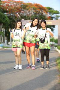 BIB: 
                            <button type="button" onclick="openModal(3616467)" class="btn btn-primary btn-sm float-right btn-popup" data-toggle="modal" data-target=".modal-high-quality">
                        <i class="fas fa-shopping-cart"></i> Add to Cart
                    </button>
                                            <button type="button" onclick="isThisMe(3616467, true)" class="btn btn-success btn-sm float-right btn-popup btn-isme hidden" data-toggle="tooltip" data-placement="bottom" title="นี่คือรูปของคุณใช่ไหม คลิกที่นี่เพื่อเอาเข้าอัลบั้ม">
                        <i class="fas fa-plus"></i> Add to album
                    </button>
                    <button type="button" onclick="isThisMe(3616467, false)" class="btn btn-warning btn-sm float-right btn-popup btn-isnotme hidden">
                        <i class="fas fa-ban"></i> Remove from album
                    </button>