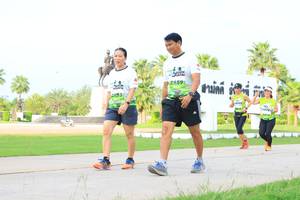 BIB: 
                            <button type="button" onclick="openModal(3700286)" class="btn btn-primary btn-sm float-right btn-popup" data-toggle="modal" data-target=".modal-high-quality">
                        <i class="fas fa-shopping-cart"></i> Add to Cart
                    </button>
                                            <button type="button" onclick="isThisMe(3700286, true)" class="btn btn-success btn-sm float-right btn-popup btn-isme hidden" data-toggle="tooltip" data-placement="bottom" title="นี่คือรูปของคุณใช่ไหม คลิกที่นี่เพื่อเอาเข้าอัลบั้ม">
                        <i class="fas fa-plus"></i> Add to album
                    </button>
                    <button type="button" onclick="isThisMe(3700286, false)" class="btn btn-warning btn-sm float-right btn-popup btn-isnotme hidden">
                        <i class="fas fa-ban"></i> Remove from album
                    </button>